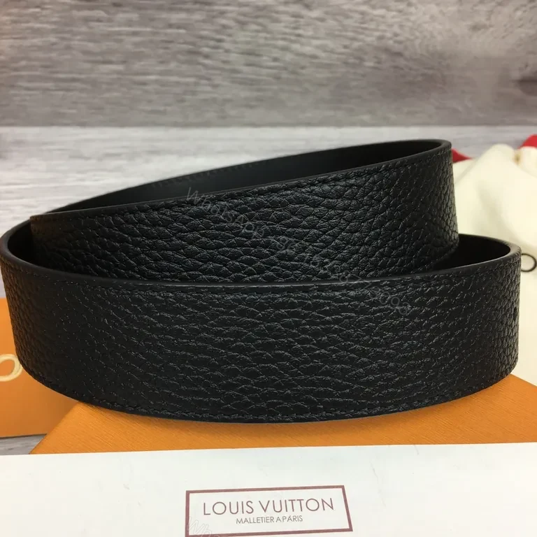 View 5 of Black Leather Belt with LV-Style Gold Buckle - Premium Everyday Accessory