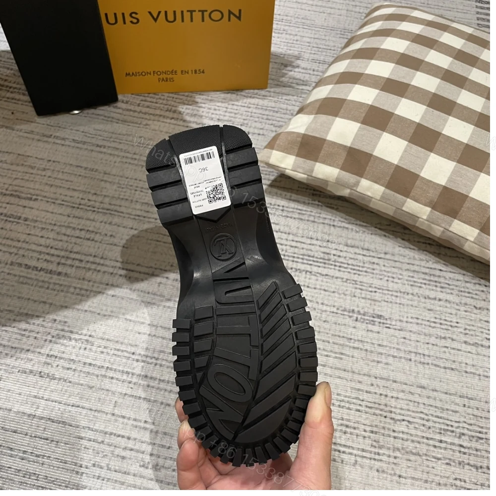 View 6 of LOUIS VUITTON RUBY FLAT ANKLE BOOTS BLACK 1AB0FO