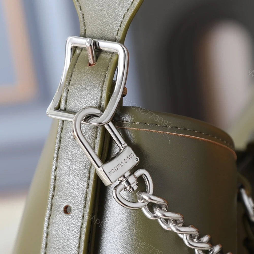 View 7 of Louis Vuitton Carryall Vibe MM Dark Kaki 39Cm M14268