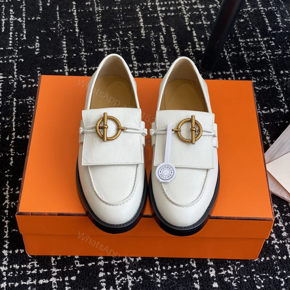 高仿Hermes*H241143ZCL塔扣小羊皮樂福鞋白色免檢版 — view 1