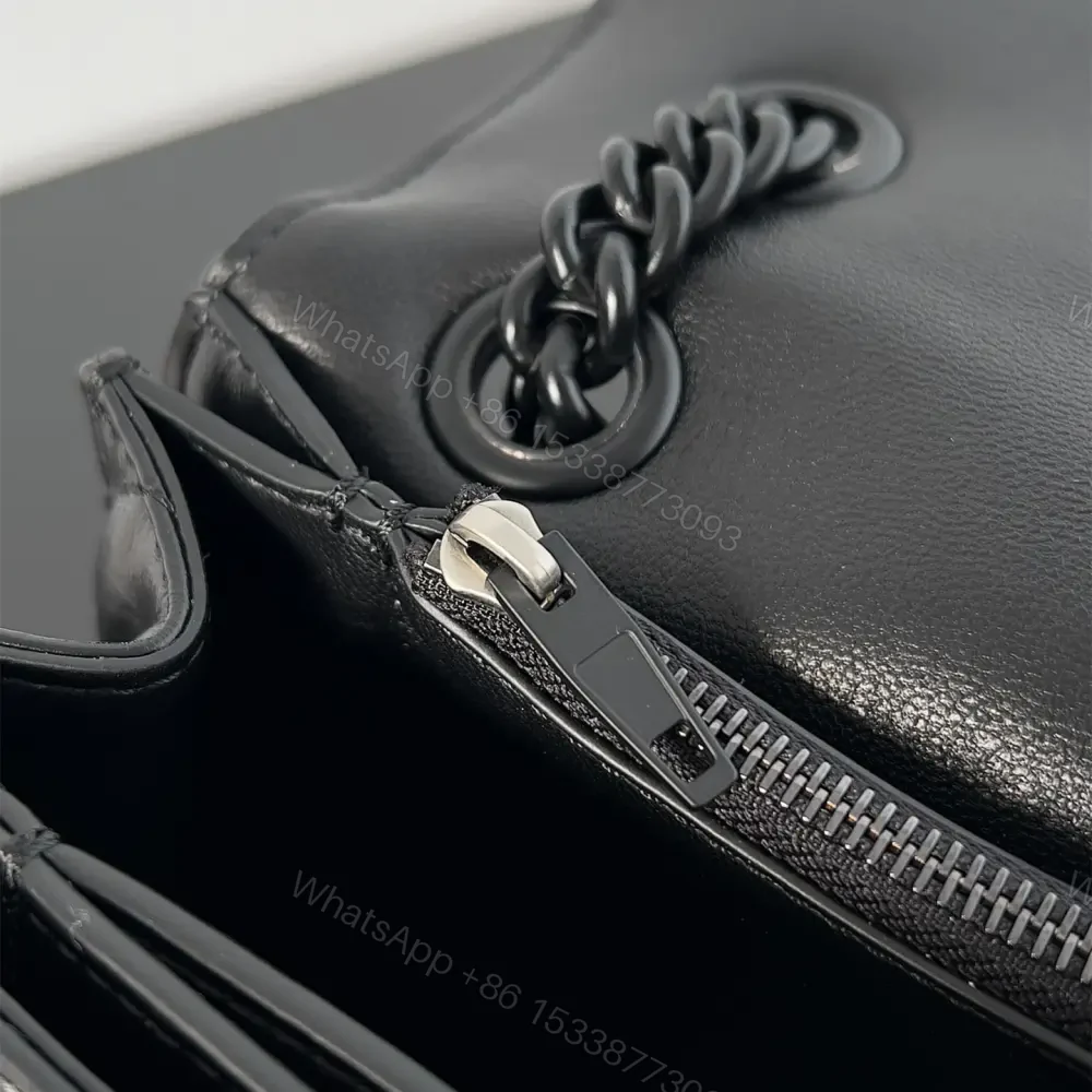 View 9 of 高仿BalenciagaCrush鏈條包小號XS