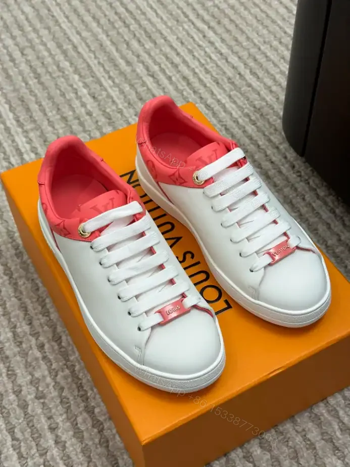 View 2 of LV TIME OUT SNEAKER – LSVM047