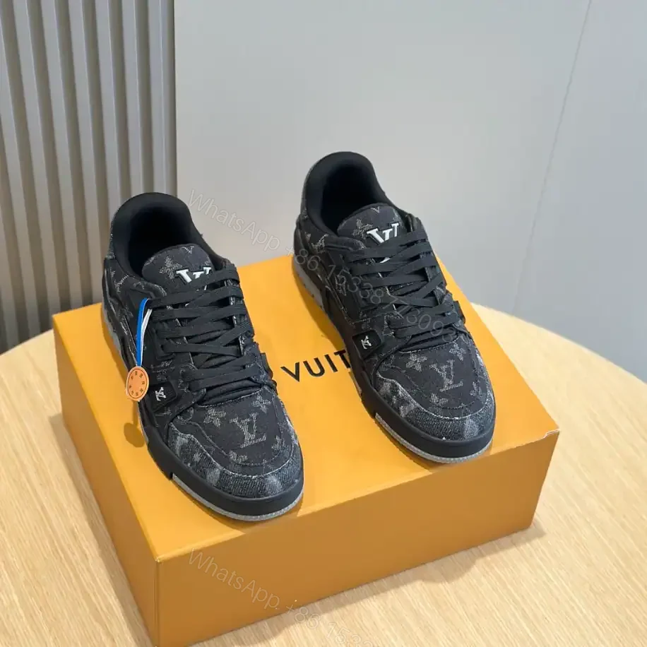View 5 of LV TRAINER SNEAKER – LSVT407