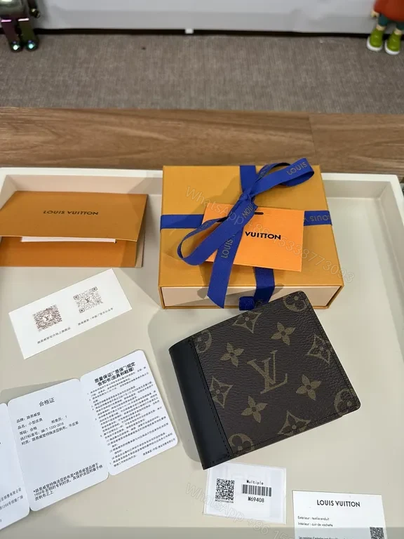 View 6 of Monogram Luxe Wallet: Structured Bi-Fold, Leather-Trim, Luxury Cardholder