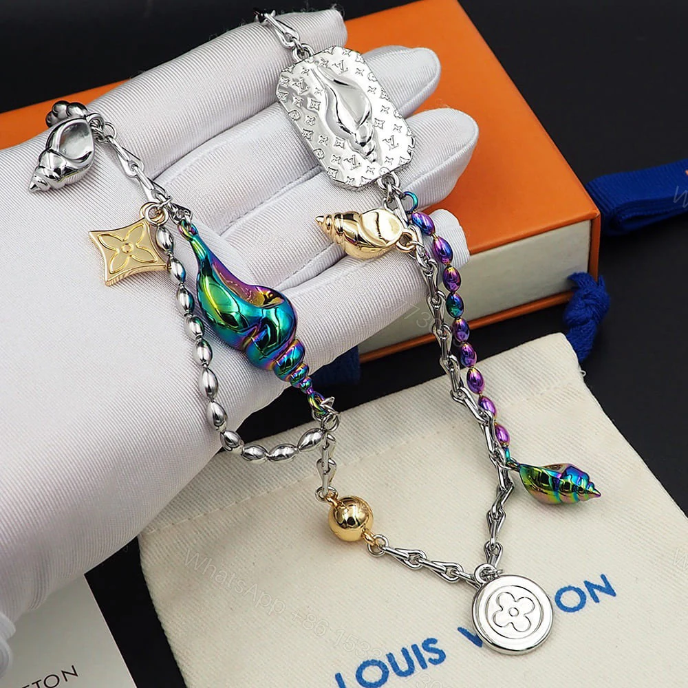 View 6 of LV SHELL Necklace