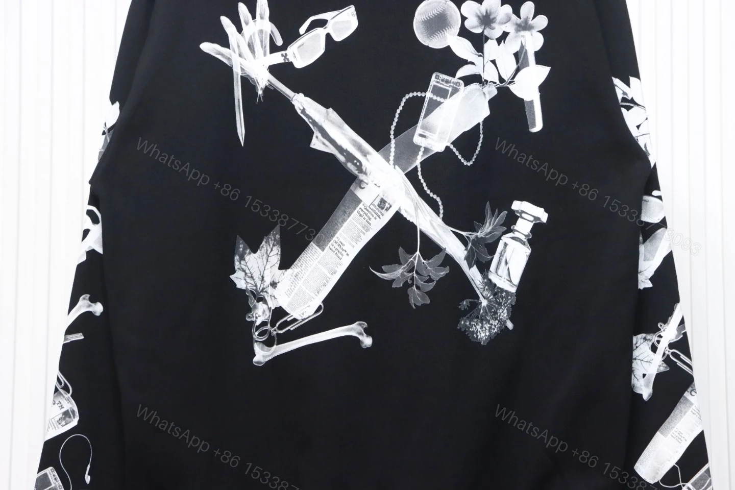 View 4 of Off-white Ink-splashed arrow twill oil painting graffiti sweatshirt
