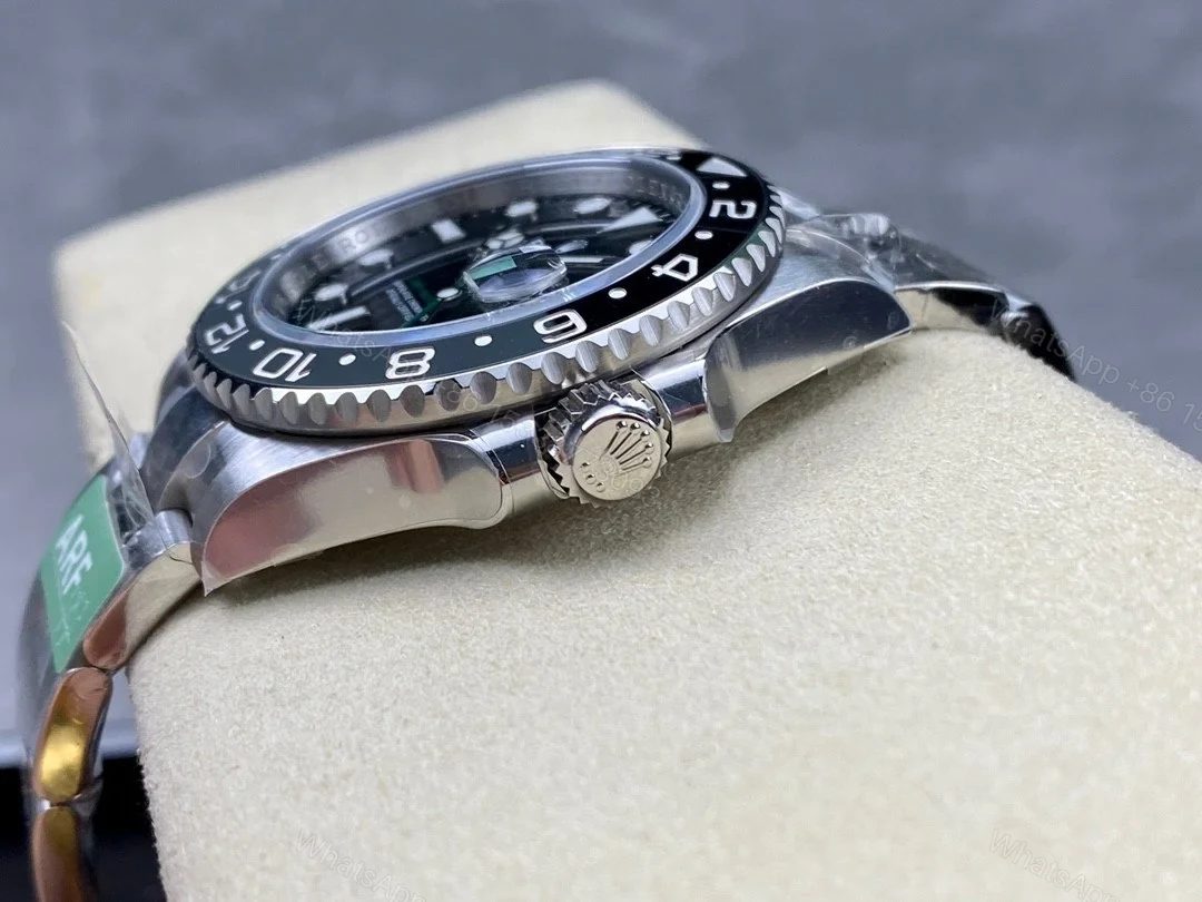 View 5 of Superclone Rolex GMT-Master II 126710GRNR “Bruce Wayne” Oyster 2024