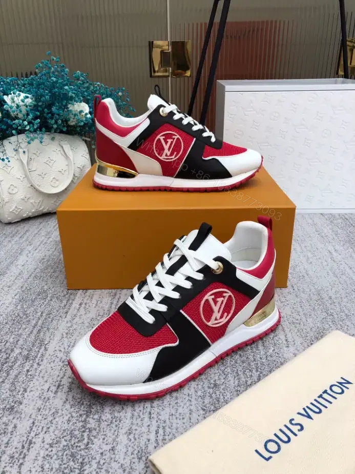 View 9 of LV RUN AWAY SNEAKER – LSVM060