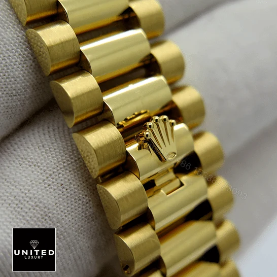 View 9 of Rolex Yellow Gold Replica