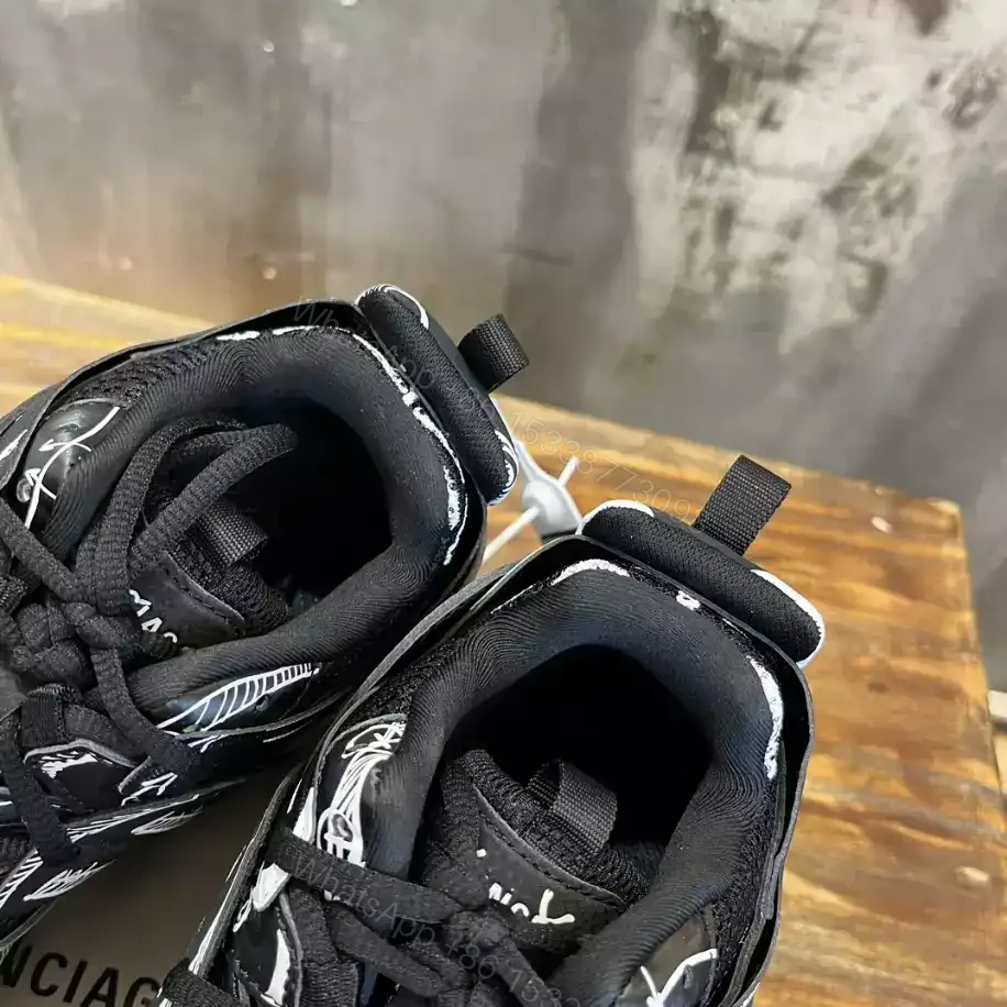 View 3 of BALENCIAGA TRACK SNEAKER – BB247