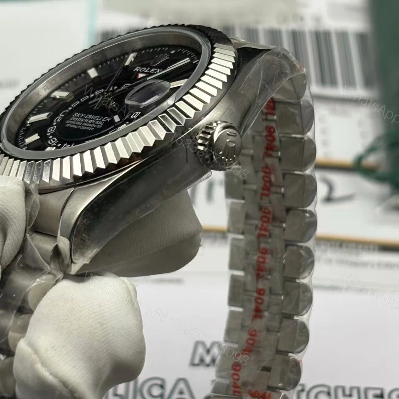 View 5 of Superclone Rolex Sky-Dweller 42 mm Bright black Dial 336934 Jubilee