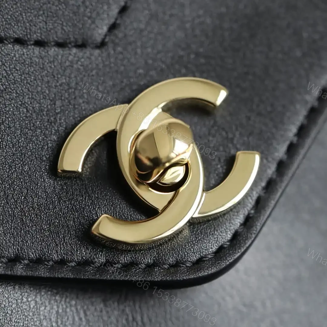 View 14 of 高仿Chanel*26A系列AS6223高級手工坊口蓋包黑色小號免檢版