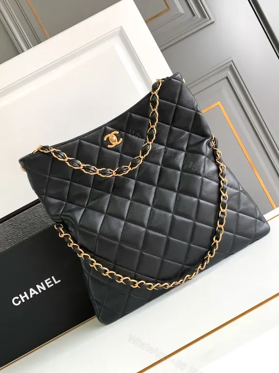 Chic Quilted Black Shoulder Bag with Gold Chain Strap — view 1
