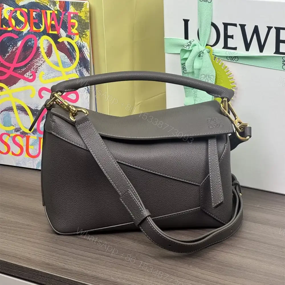 高仿Loewe*Puzzle系列1220單肩包小牛皮深灰色小號免檢版 — view 1