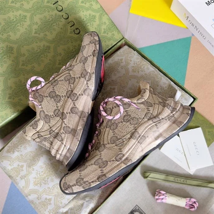 View 6 of MEN’S GUCCI RUN SNEAKER – GC140