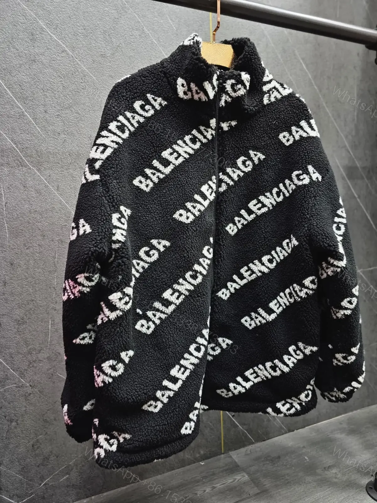 BALENCIAGA — view 1
