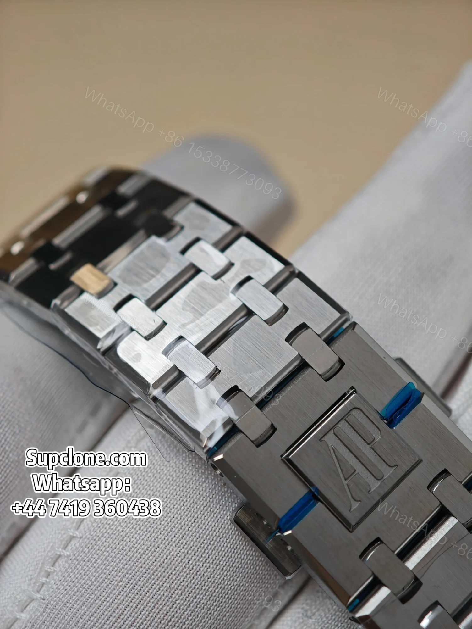 View 19 of Audemars Piguet Super Clone 1:1 Royal Oak 15510 Blue Dial 41MM