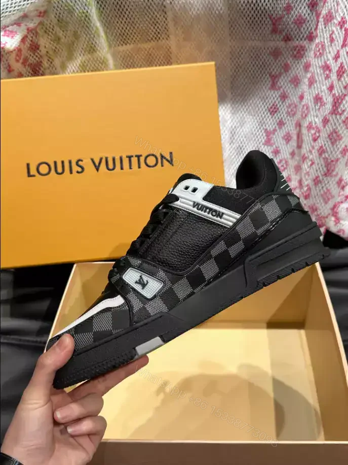 View 6 of LV TRAINER SNEAKER – LSVT439