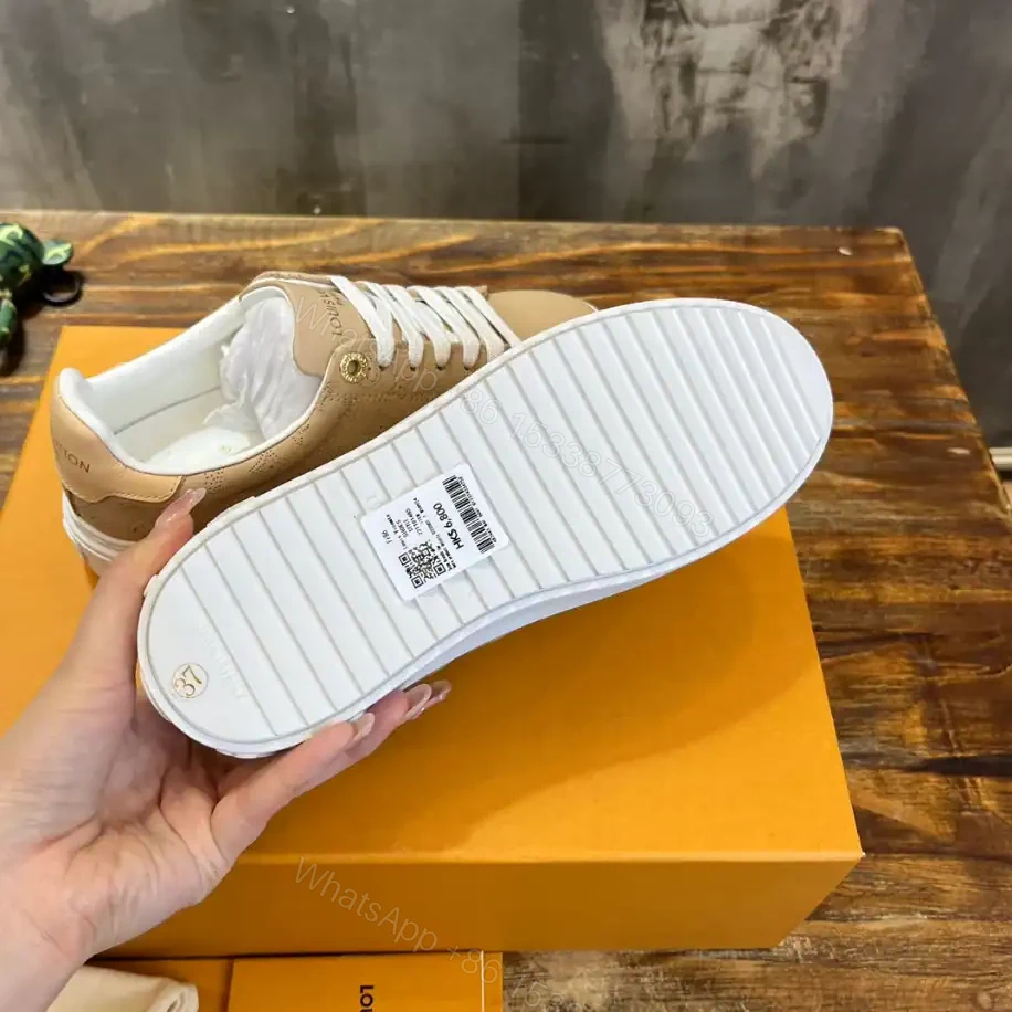 View 9 of LV TIME OUT SNEAKER – LSVT427