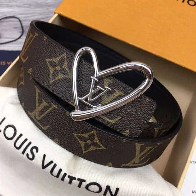 LOUIS VUITTON ICONIC 30MM REVERSIBLE BELT – B186 — view 1