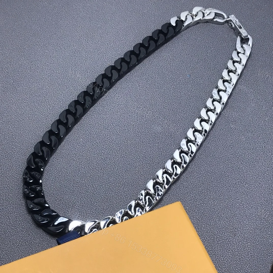 View 6 of EN – Lux LV Necklaces 062