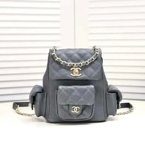 CHANEL — view 1