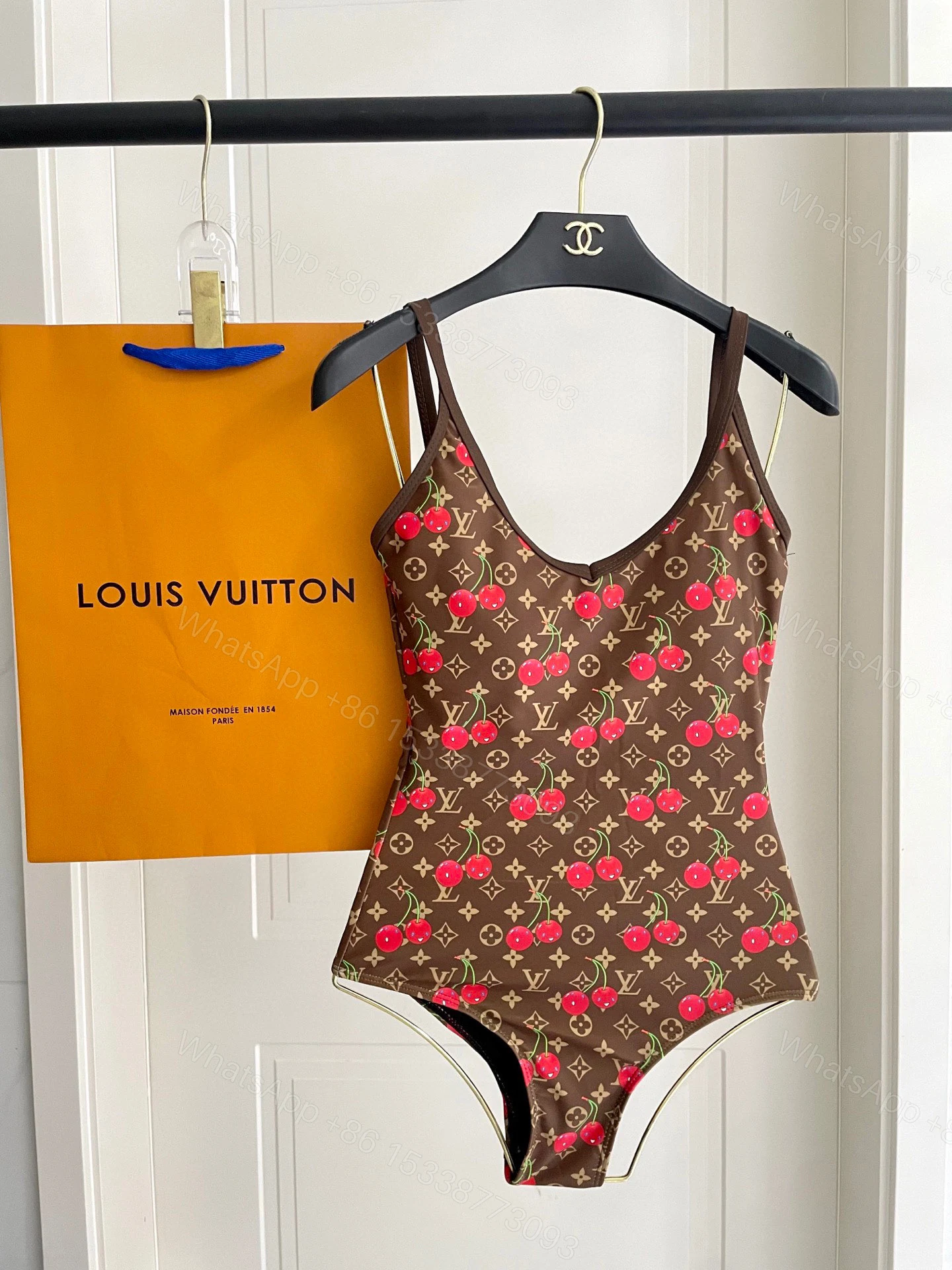 LV A貨泳裝 棕色櫻桃印花連體比基尼修身款 — view 1