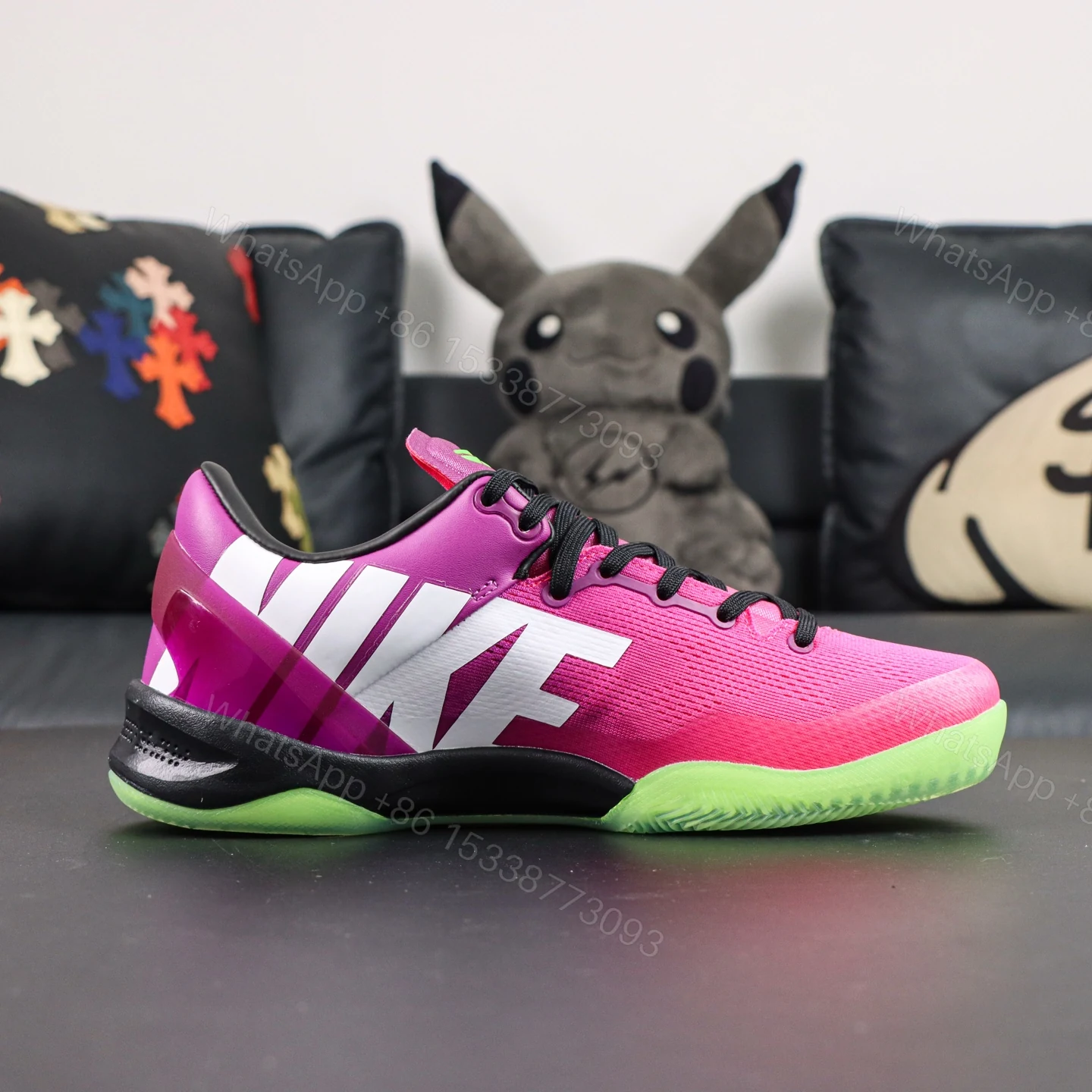 View 2 of Kobe 8 Protro Mambacuria