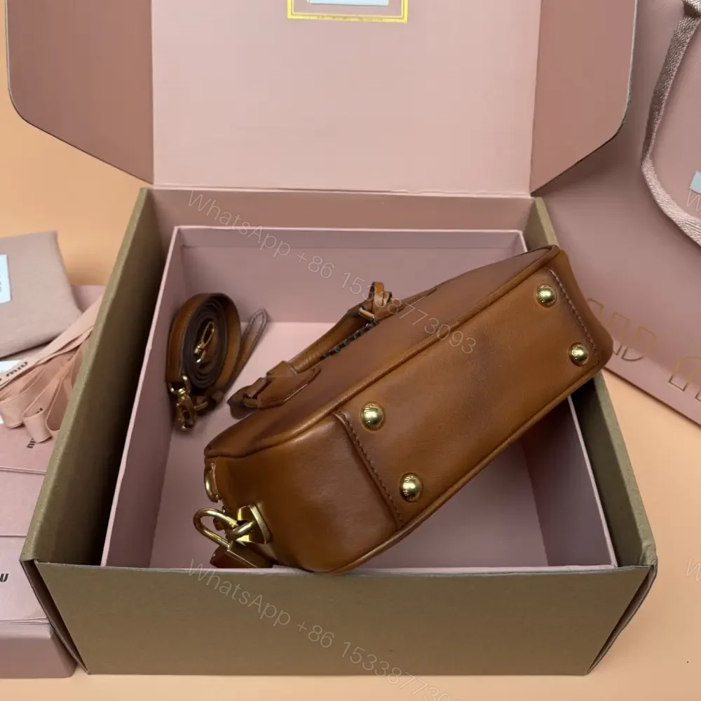 View 5 of 高仿miumiu*Arcadie系列5BB123秀款保齡球手提包復古棕免檢版