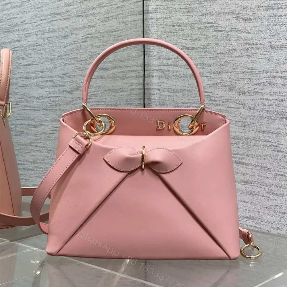 高仿Dior*26SS系列M0739NTU新款徽標手提包粉色免檢版 — view 1