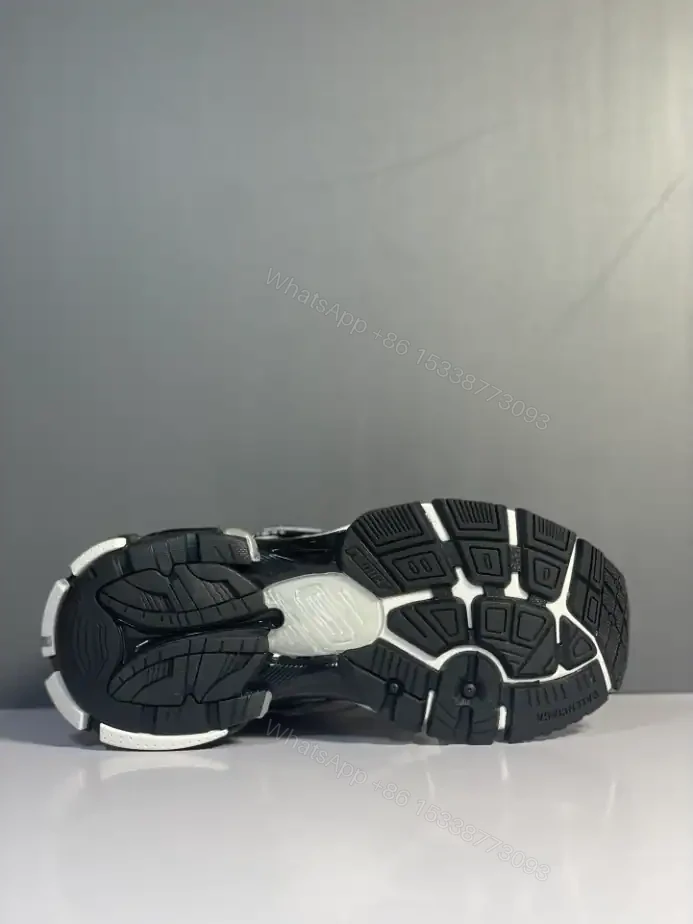 View 7 of BALENCIAGA RUNNER SNEAKER IN BLACK AND WHITE MESH AND NYLON – BB266