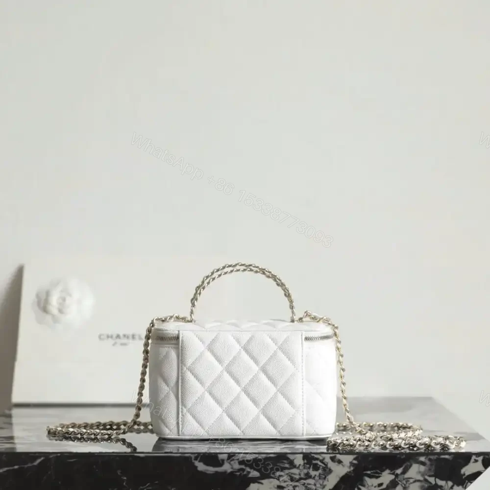 View 2 of 高仿Chanel*26S系列AP5182小球紋牛皮盒子包白色免檢版
