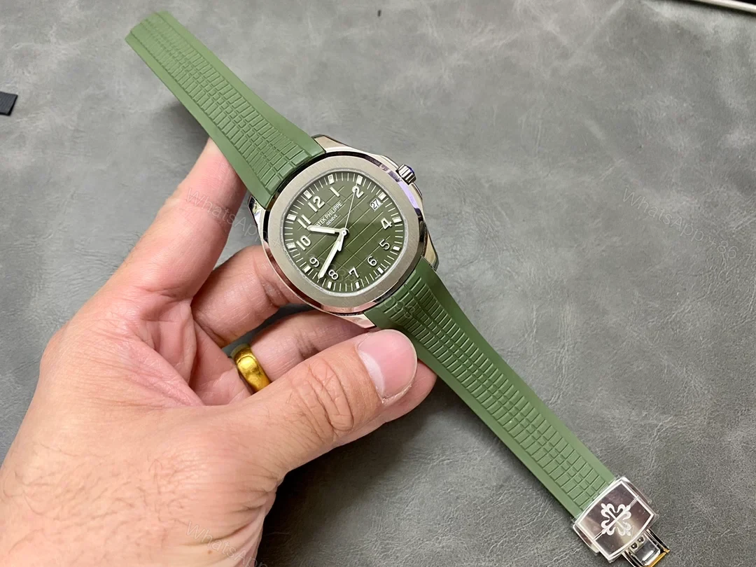 View 4 of Patek Philippe Aquanaut 5168 White Gold Green 5168G-010