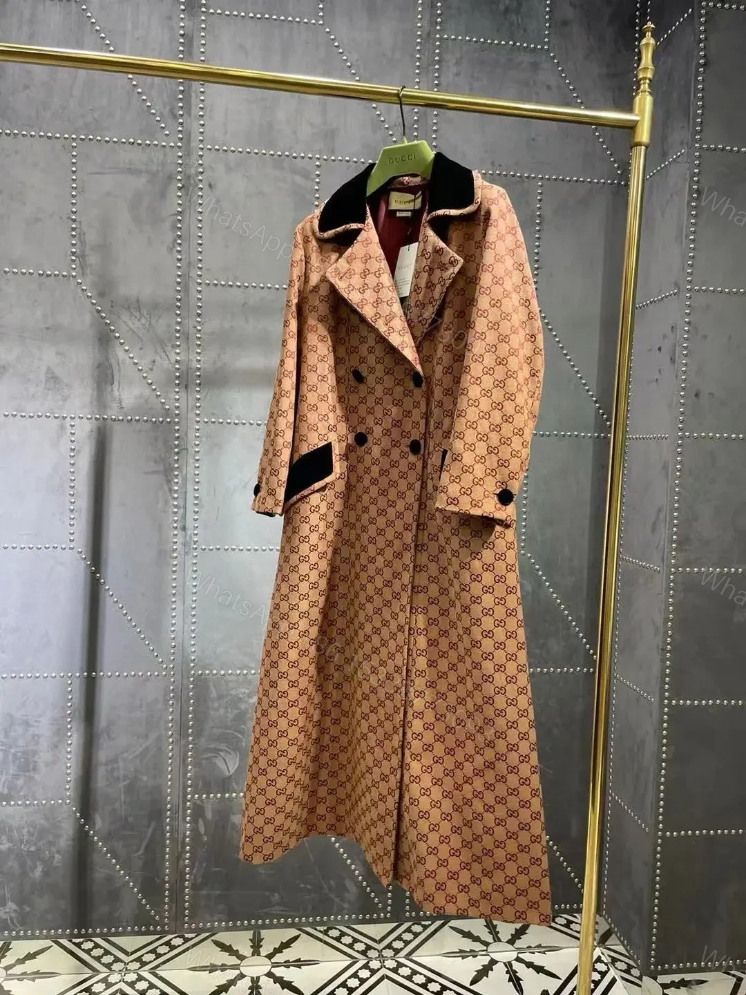 GUCCI — view 1