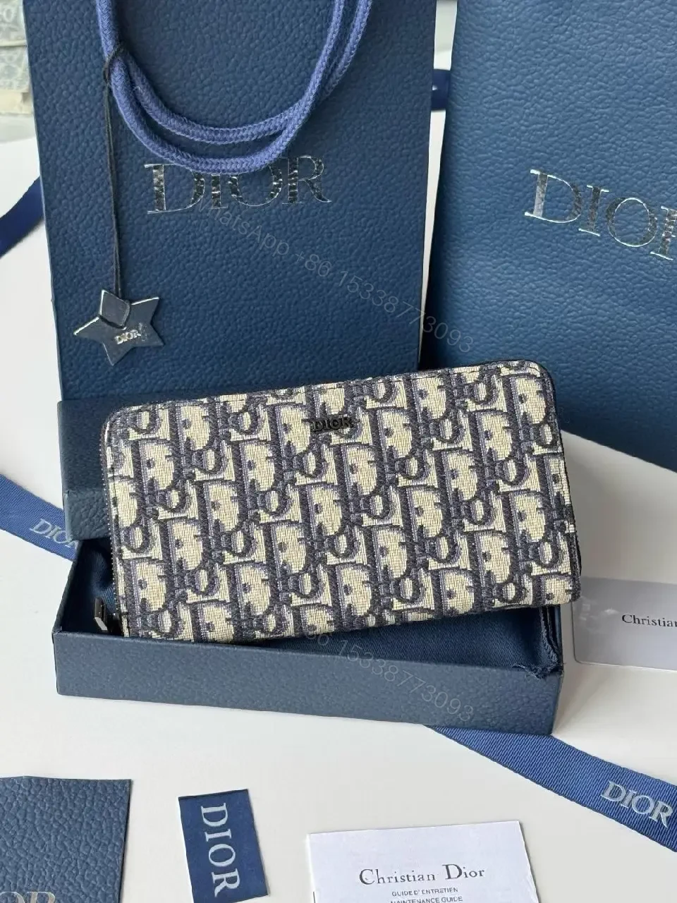 View 7 of Chic Patterned Wallet in Leather with Monogram Shine