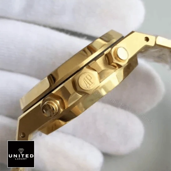 View 9 of Audemars Piguet Royal Oak Chronograph 26320 Replica