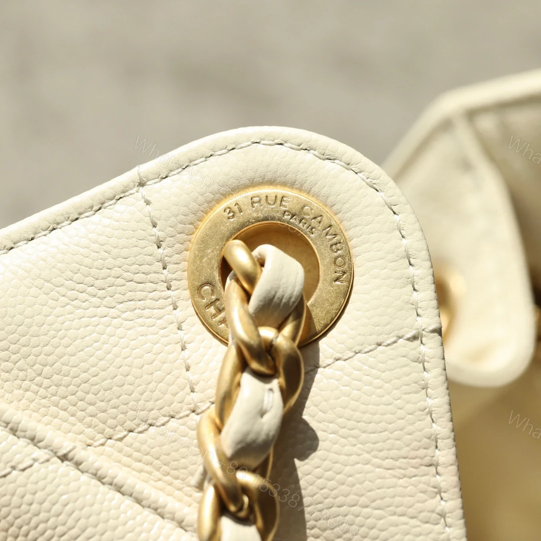 View 14 of 高仿Chanel*26P/25Bag系列AS5631小牛皮手袋Mini白色免檢版