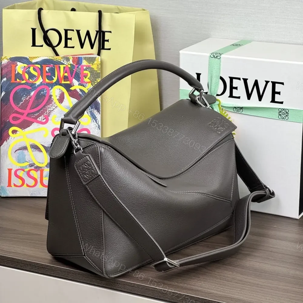 View 2 of 高仿Loewe*Puzzle系列1220單肩包深灰色大號免檢版