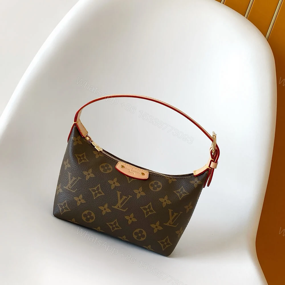 View 2 of LV Pochette Hills