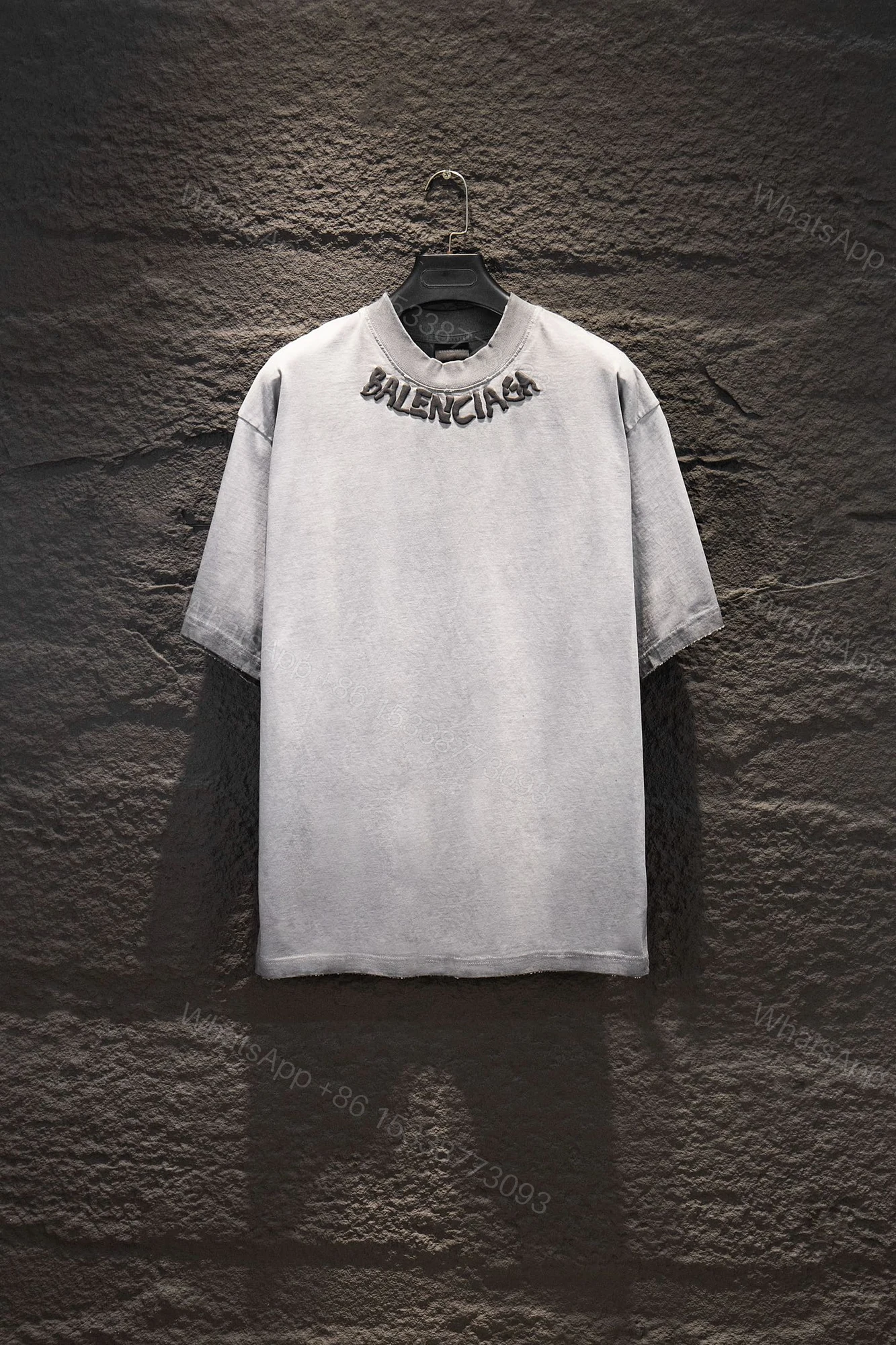 Balenciaga 一比一 男款 小LOGO短袖T恤 潮流街頭簡約百搭款 — view 1