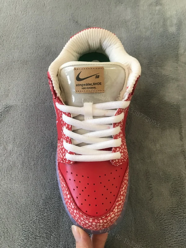 View 4 of Stingwater x Nike SB Dunk Low OG QS Magic Mushroom DH7650-600