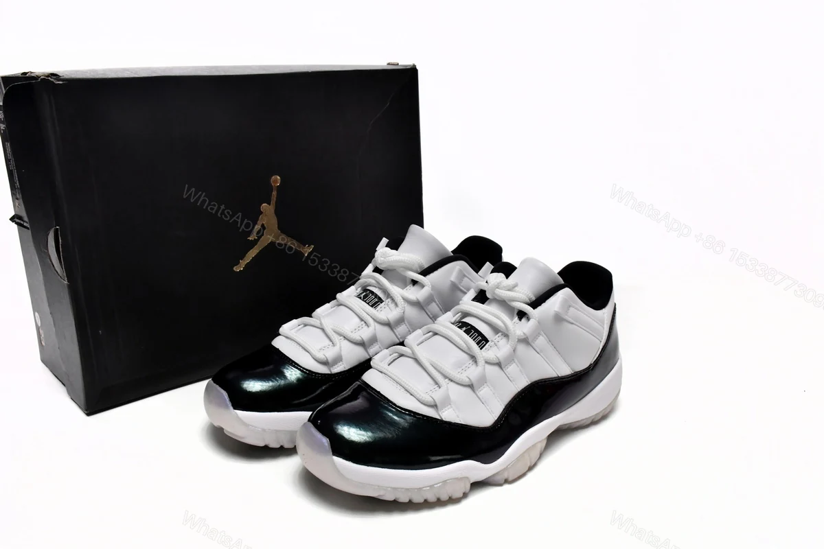 Air Jordan 11 Retro Low Emerald 528895-145 — view 2