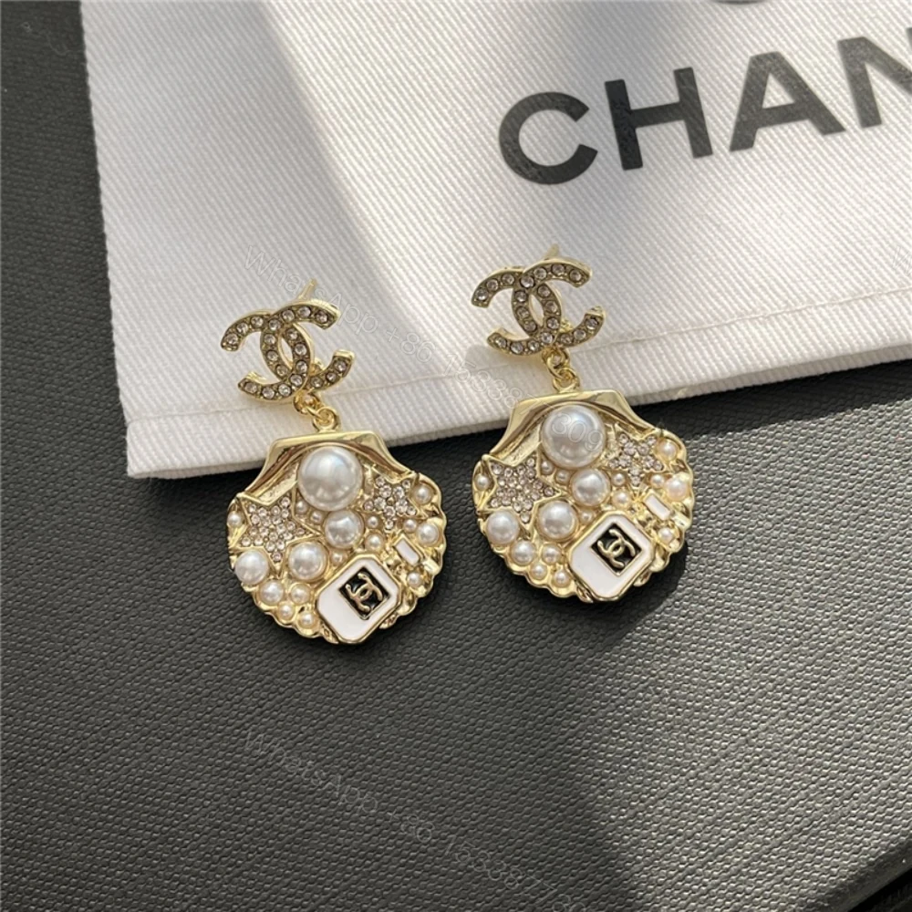 View 4 of CHANEL CLIP ON PENDANT EARRINGS GOLD TONE ABF071 B19292 NADGB