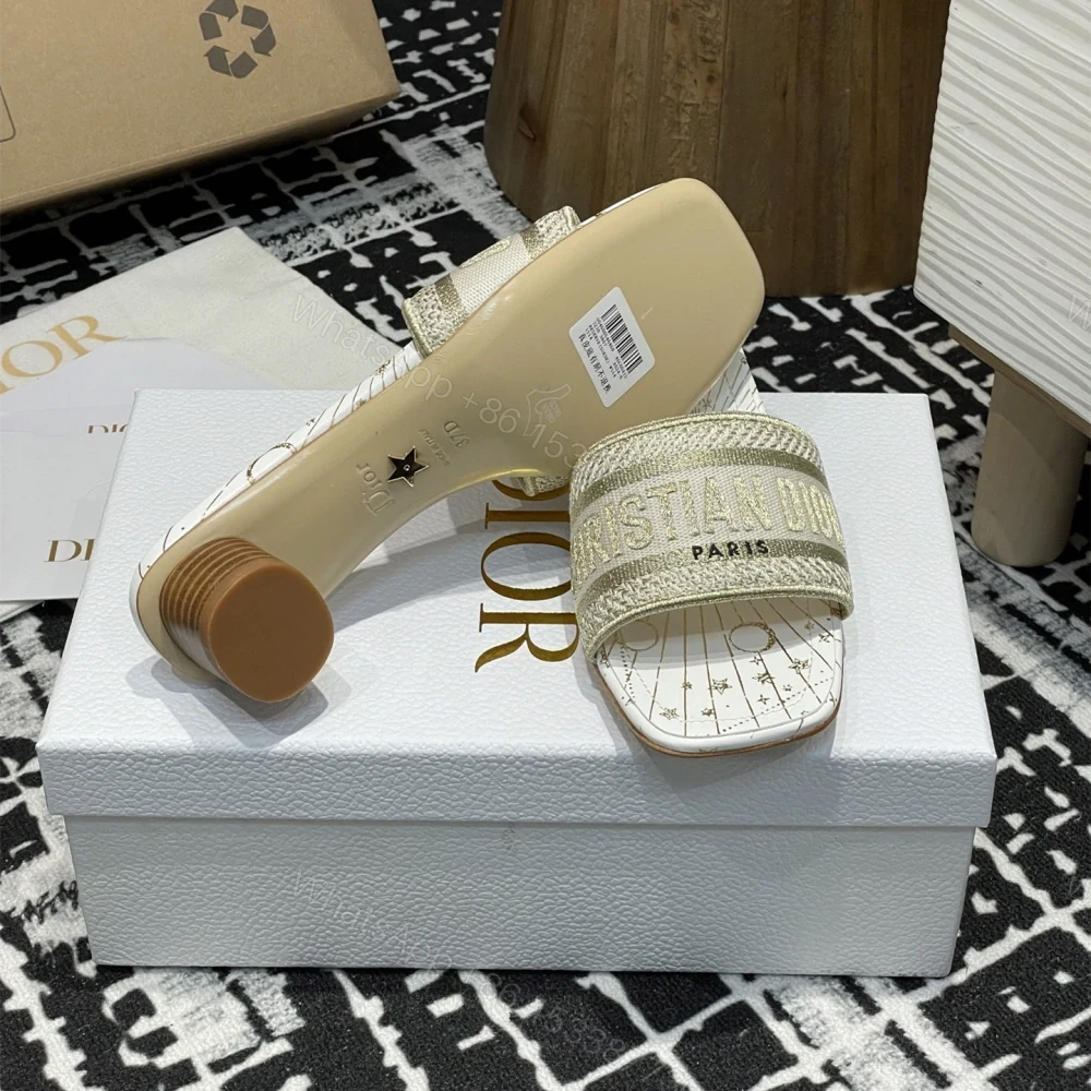 View 2 of 高仿Dior*Dway系列KCO220圓頭套腳拖鞋短踭金色星星免檢版