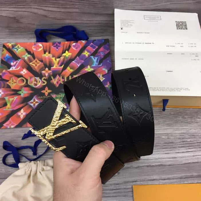 View 2 of LOUIS VUITTON DIAMOND 40MM REVERSIBLE BELT – B172