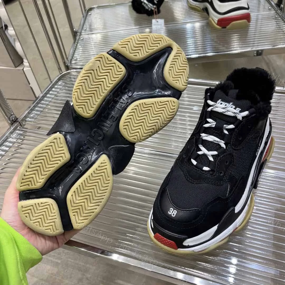 View 5 of BALENCIAGA TRIPLE S SNEAKER – BB202