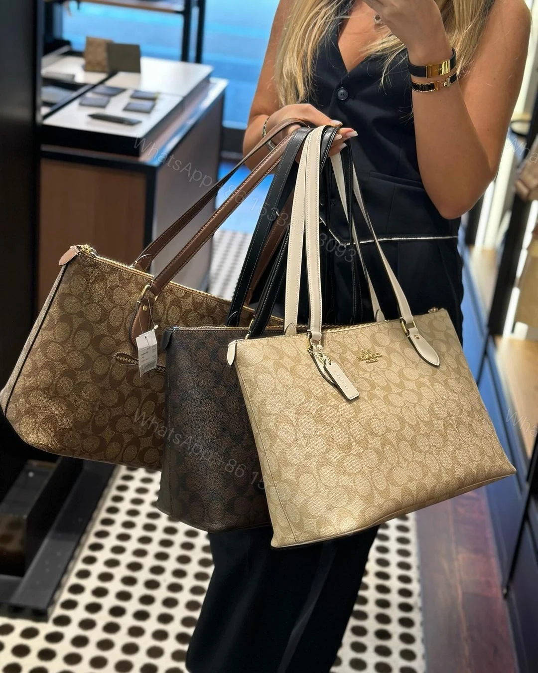 Coach Signature City Top Zip Tote Bag First Copy | Premium Replica Designer Handbag — view 1
