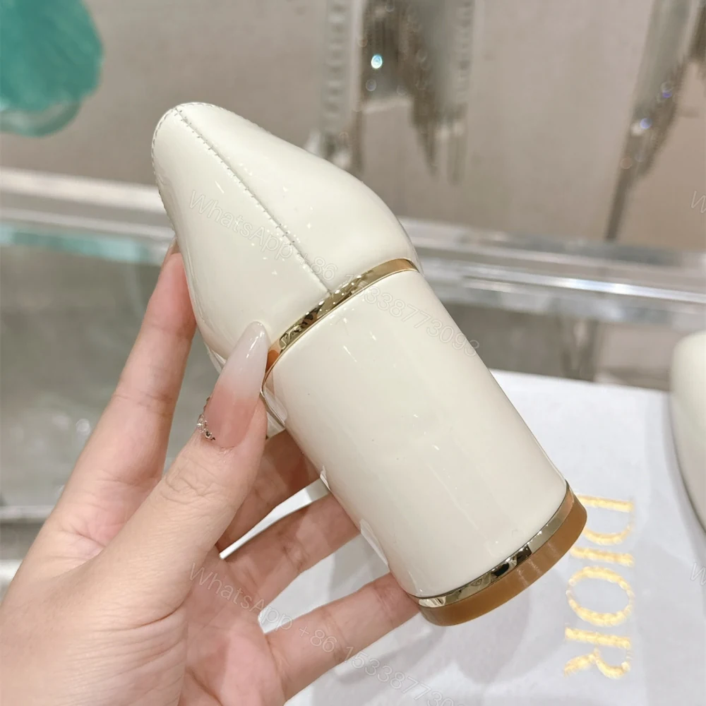 View 9 of 高仿Dior*Miss系列KVV321方頭粗跟單鞋8CM白色漆皮免檢版