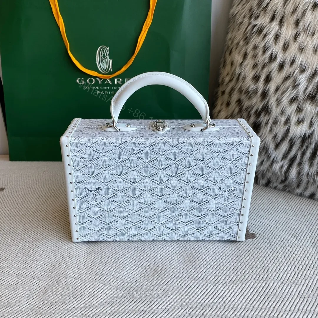 View 7 of GOYA GRAND HOTEL TRUNK BAG
