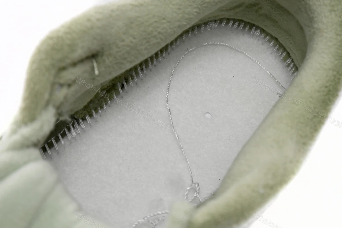 View 10 of Dunk Low SE "Honeydew" DQ7579-300